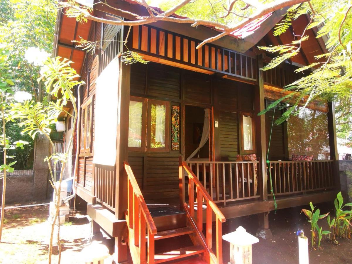 Kampung Meno Bungalows Gili Meno Værelse billede