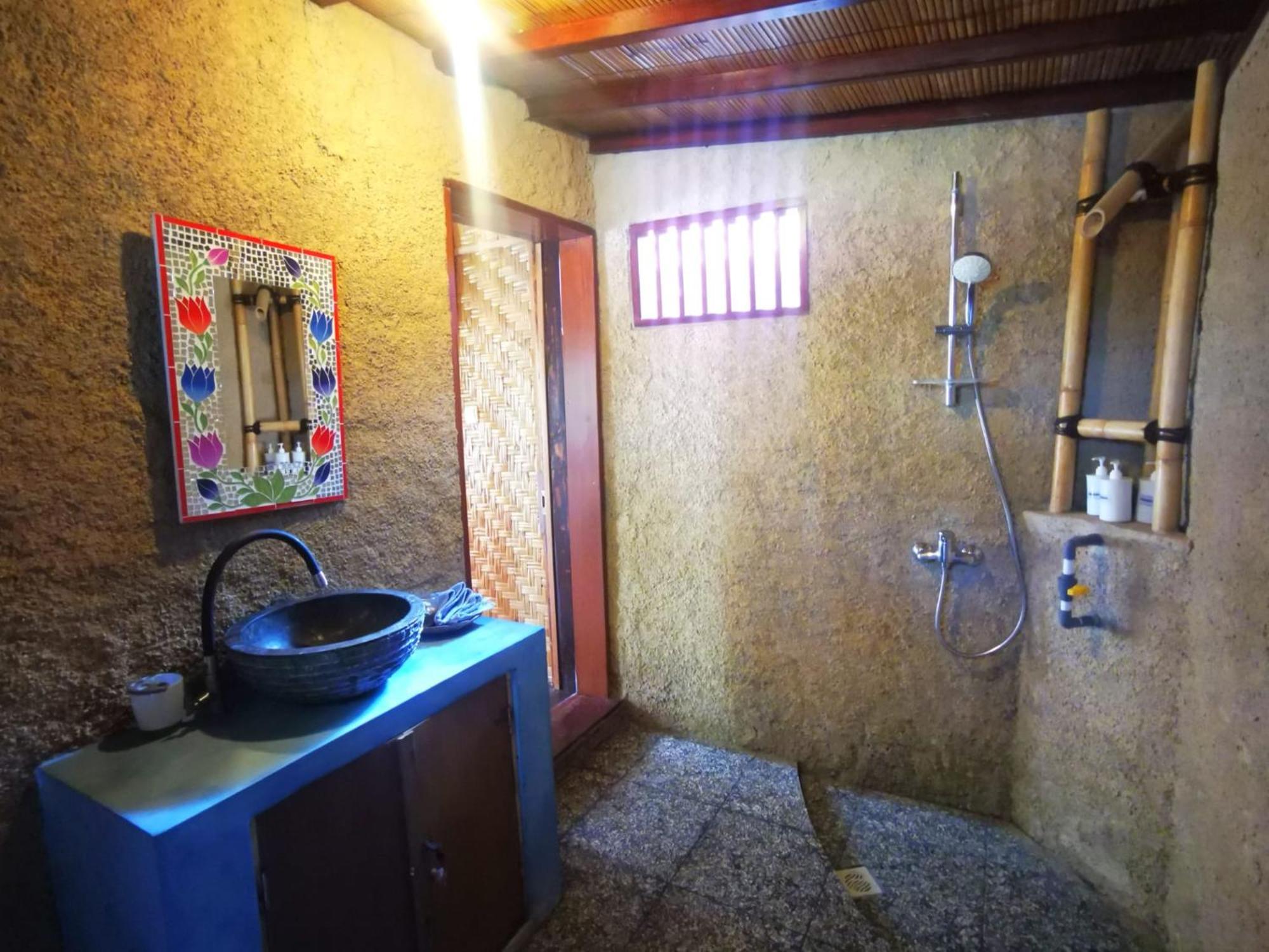 Kampung Meno Bungalows Gili Meno Værelse billede